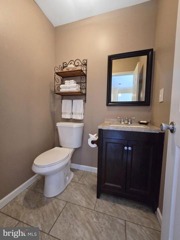 1803 WALNUT RIDGE ESTS, Pottstown, PA 19464