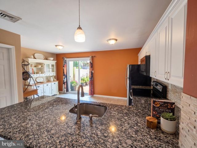 1803 WALNUT RIDGE ESTS, Pottstown, PA 19464