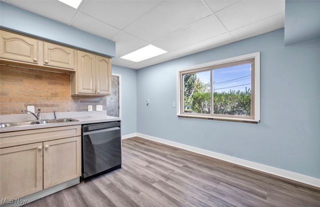 3706 Woodway Avenue, Parma, OH 44134