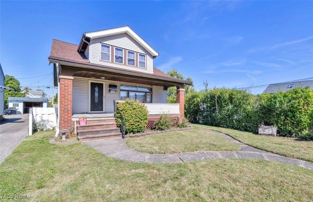 3706 Woodway Avenue, Parma, OH 44134