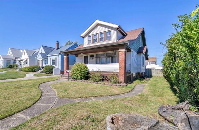 3706 Woodway Avenue, Parma, OH 44134