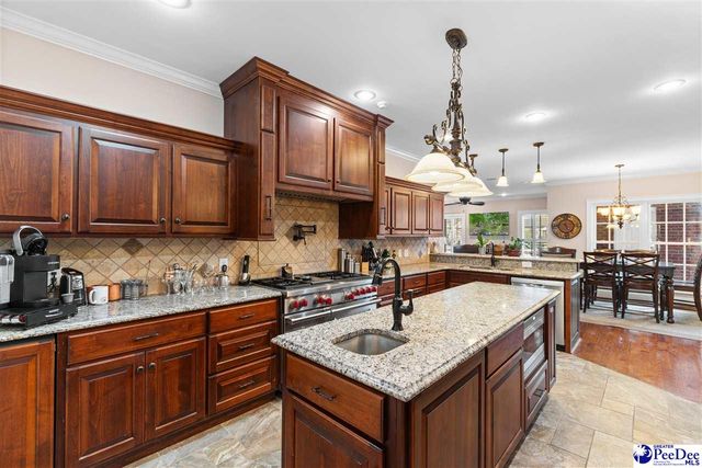 612 Honor Cove, Florence, SC 29501