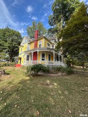 429 E FRYE Avenue, Peoria, IL 61603