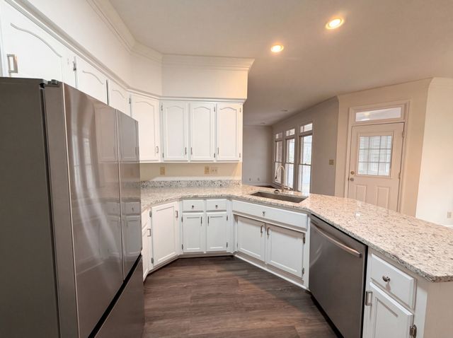 227 Longwood Ln, Clarksville, TN 37043