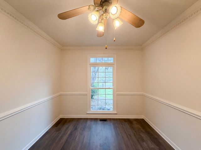 227 Longwood Ln, Clarksville, TN 37043