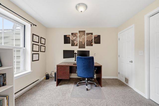 107 Franklin Street Ext Unit 8, Derry, NH 03038