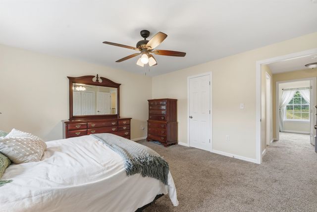 107 Franklin Street Ext Unit 8, Derry, NH 03038