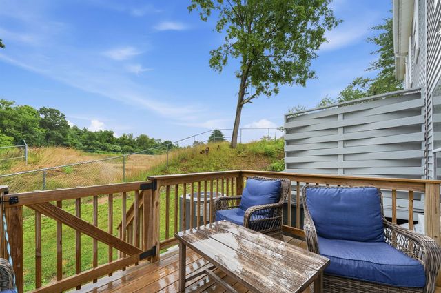 107 Franklin Street Ext Unit 8, Derry, NH 03038