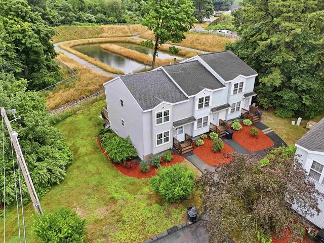 107 Franklin Street Ext Unit 8, Derry, NH 03038