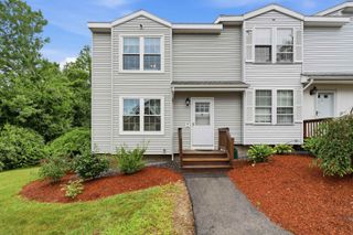 107 Franklin Street Ext Unit 8, Derry, NH 03038