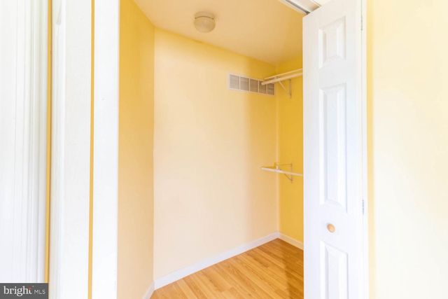 6835 MARTINS MILL RD, Philadelphia, PA 19111