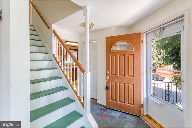 6835 MARTINS MILL RD, Philadelphia, PA 19111