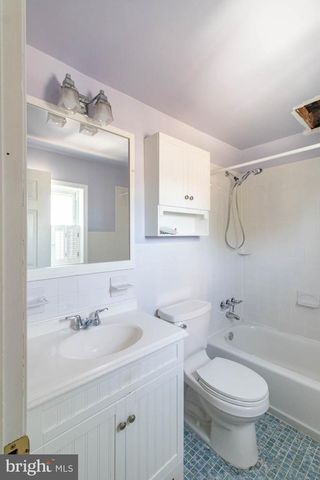 6835 MARTINS MILL RD, Philadelphia, PA 19111