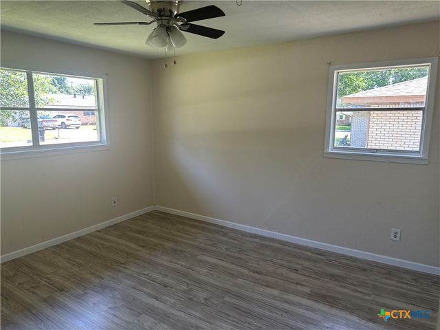 3305 Chisholm Trail, Temple, TX 76504