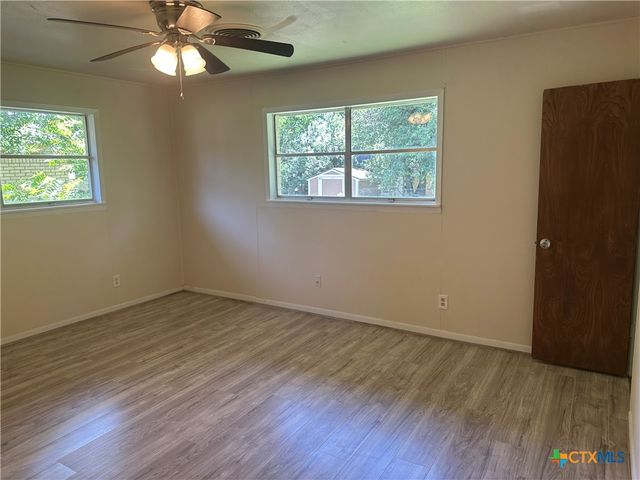3305 Chisholm Trail, Temple, TX 76504
