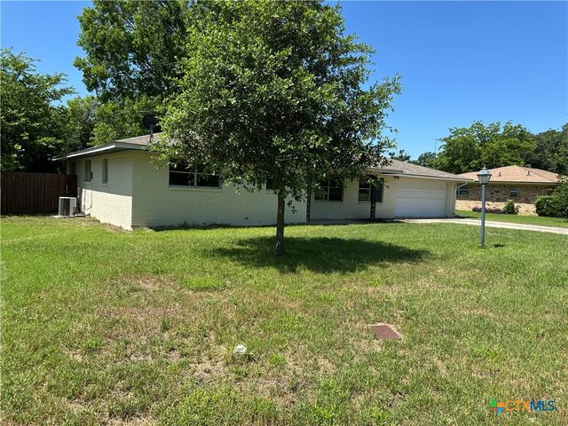 3305 Chisholm Trail, Temple, TX 76504