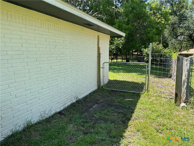 3305 Chisholm Trail, Temple, TX 76504
