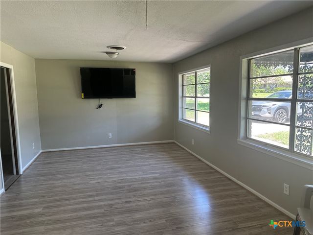 3305 Chisholm Trail, Temple, TX 76504