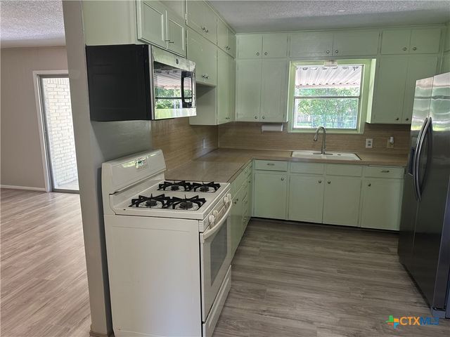 3305 Chisholm Trail, Temple, TX 76504