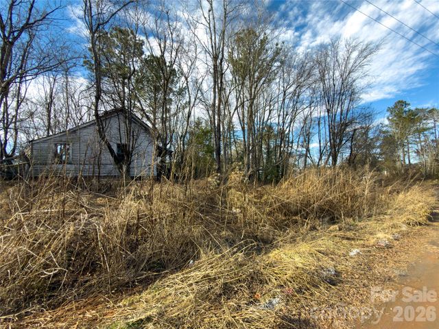 3072 Chinook Trail, Lincolnton, NC 28092