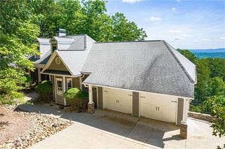 805 Lake Arrowhead Drive, Waleska, GA 30183