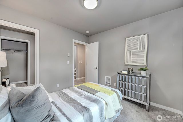 16301 Main View Lane NE, Duvall, WA 98019