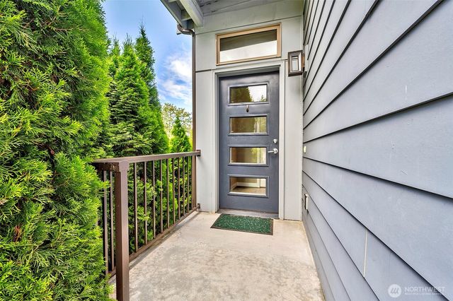 16301 Main View Lane NE, Duvall, WA 98019
