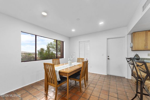 5102 N Camino De La Cumbre, Tucson, AZ 85750