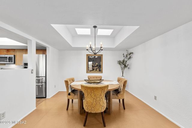 5102 N Camino De La Cumbre, Tucson, AZ 85750