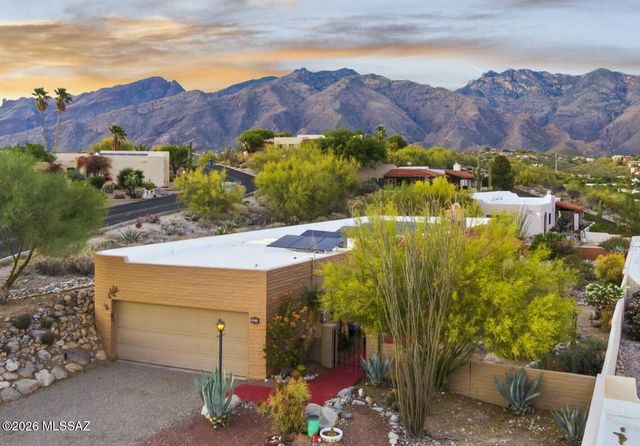 5102 N Camino De La Cumbre, Tucson, AZ 85750