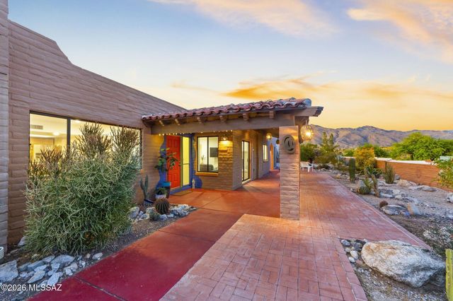5102 N Camino De La Cumbre, Tucson, AZ 85750