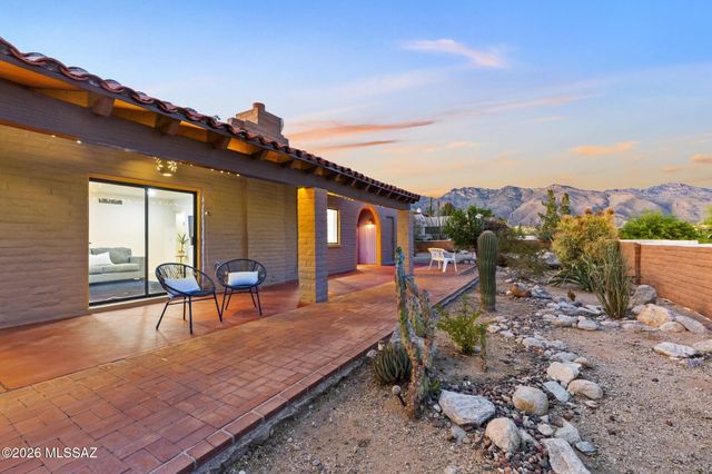 5102 N Camino De La Cumbre, Tucson, AZ 85750