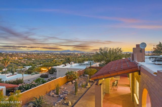 5102 N Camino De La Cumbre, Tucson, AZ 85750