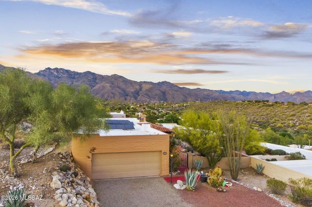 5102 N Camino De La Cumbre, Tucson, AZ 85750