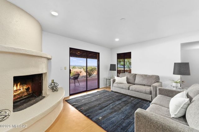 5102 N Camino De La Cumbre, Tucson, AZ 85750