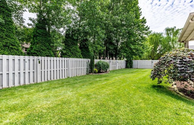 4630 Fieldcrest Place, Newburgh, IN 47630