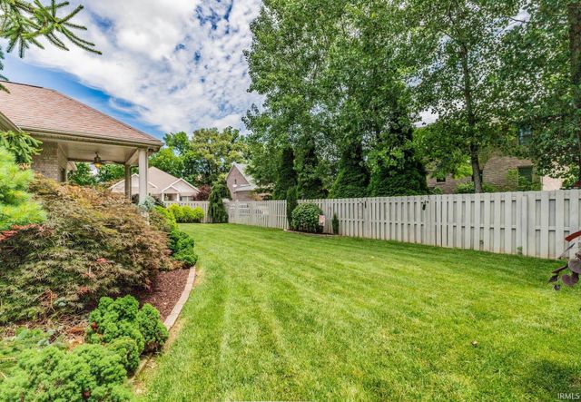 4630 Fieldcrest Place, Newburgh, IN 47630