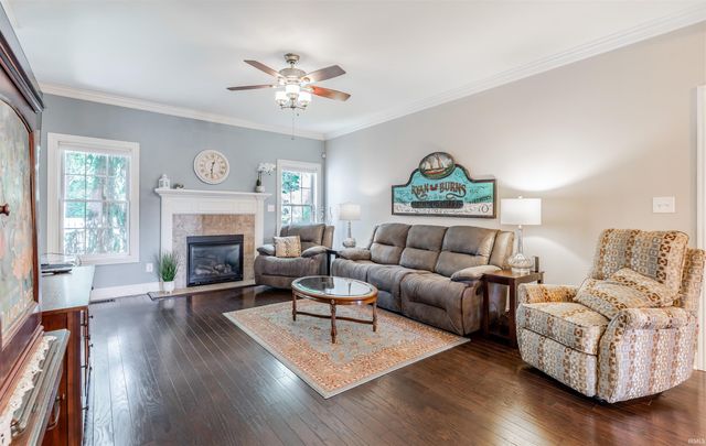 4630 Fieldcrest Place, Newburgh, IN 47630
