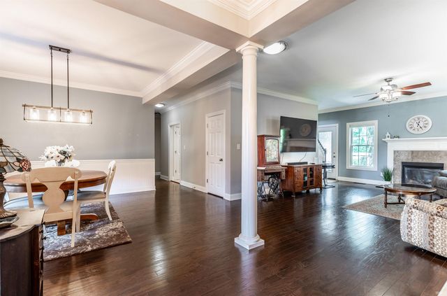 4630 Fieldcrest Place, Newburgh, IN 47630