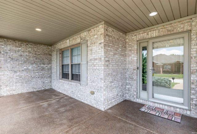 4630 Fieldcrest Place, Newburgh, IN 47630