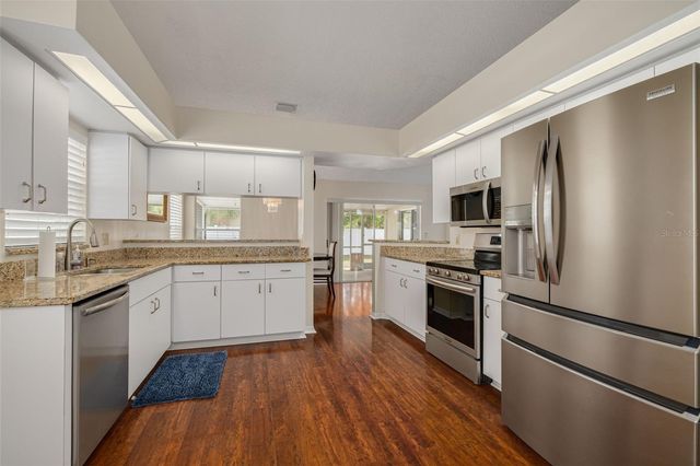 11042 PEPPERSONG DRIVE, Riverview, FL 33578