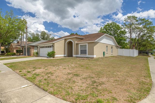 11042 PEPPERSONG DRIVE, Riverview, FL 33578