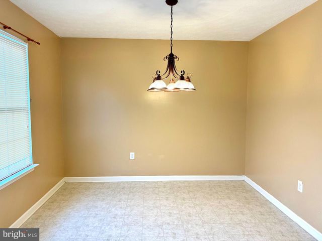 107 TRADE WIND LN, Winchester, VA 22602