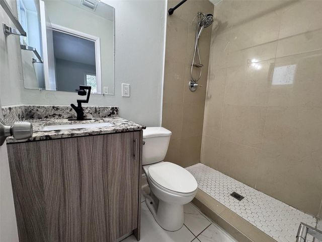 206 NW 5th Ave, Dania Beach, FL 33004