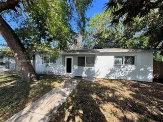 206 NW 5th Ave, Dania Beach, FL 33004