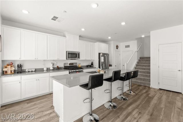 275 Luna Valley Way 1013, Henderson, NV 89011