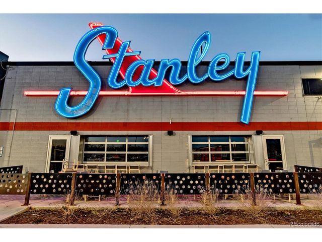 11399 E 25th Dr, Aurora, CO 80010