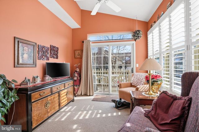 9 LEGACY OAKS DR, Richboro, PA 18954