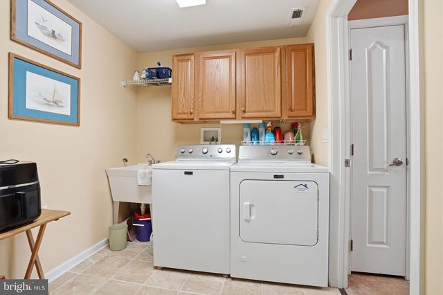 9 LEGACY OAKS DR, Richboro, PA 18954