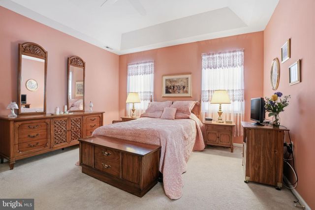 9 LEGACY OAKS DR, Richboro, PA 18954